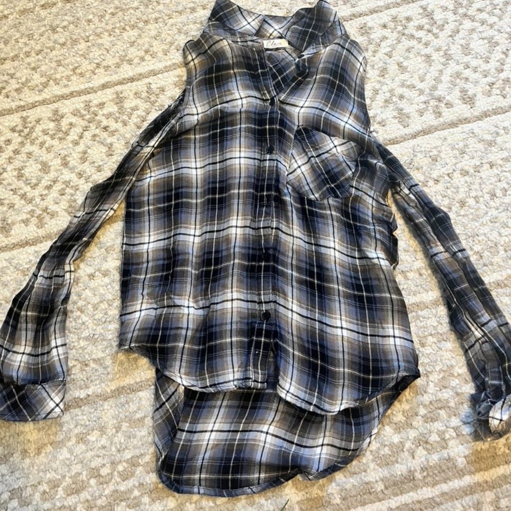 Cold Shoulder Flannel